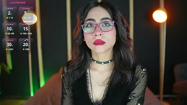 Snapshot of vampy_dolll chatting on 01/30/25, 10:41 vampy dolll online show from 01/30/25, 10:41