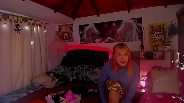 cuteweed420 online show from 01/28/25, 02:42