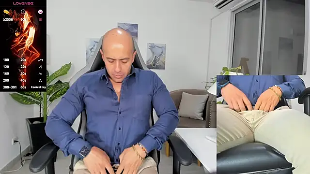 Snapshot of ryan_master_ chatting on 01/08/25, 09:10 ryan master online show from 01/08/25, 09:10