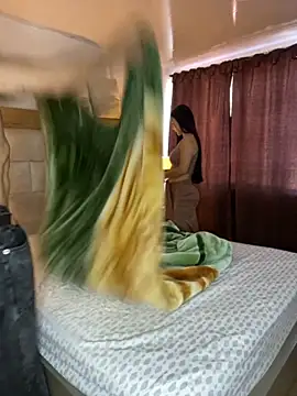 Snapshot of Sweet_and_caramel chatting on 09/09/25, 03:22 Sweet and caramel online show from 09/09/25, 03:22