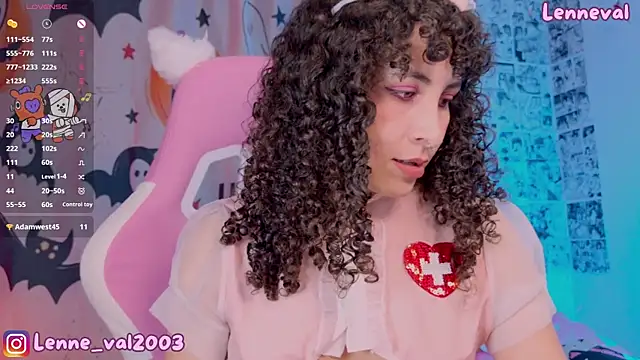 Snapshot of Lenneval1 chatting on 10/09/25, 02:09 Lenneval1 online show from 10/09/25, 02:09