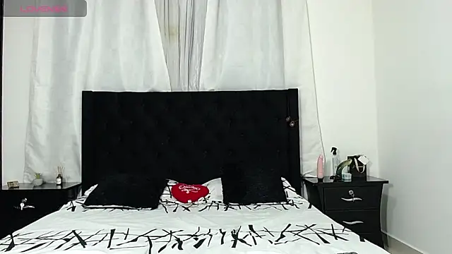 Beautifulkattia online show from 03/02/25, 12:53