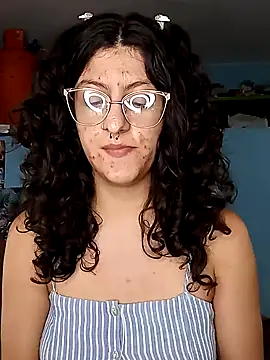 LoveElectra online show from 12/19/24, 05:50