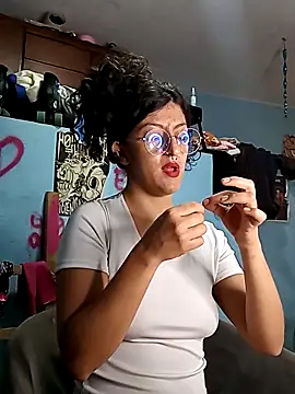 LoveElectra online show from 09/13/25, 02:39