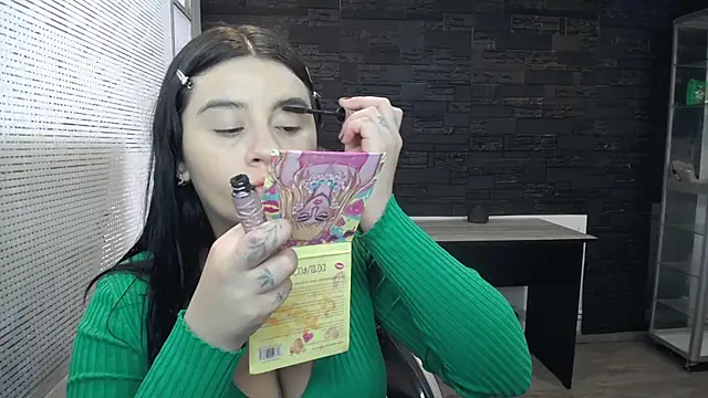 SaraBraun  online show from 01/03/25, 01:25