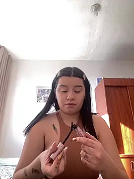 SaraBraun  online show from 01/21/25, 01:32