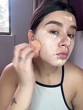 SaraBraun  online show from 11/14/25, 05:00