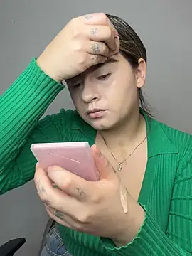 SaraBraun  online show from 05/25/26, 05:52