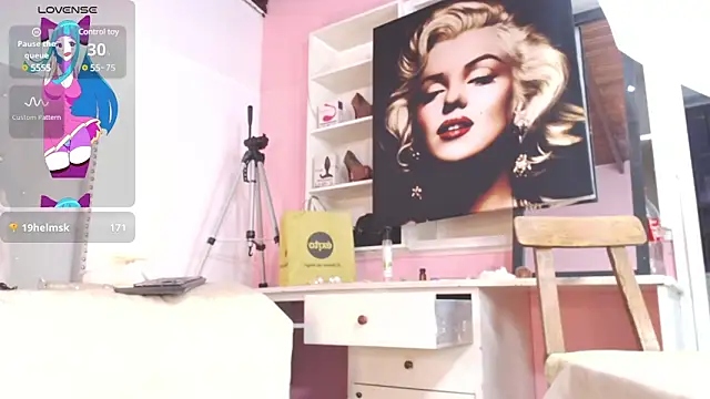 Snapshot of Brihanna_sexxx chatting on 01/15/25, 11:00 Brihanna sexxx online show from 01/15/25, 11:00