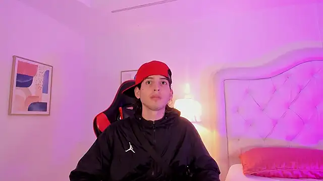 sett and gwen online show from 03/21/25, 03:55