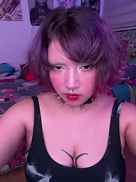 Snapshot of lady_noize chatting on 07/14/26, 02:05 lady noize online show from 07/14/26, 02:05