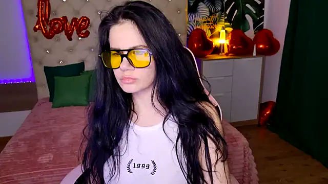 KattieSims online show from 02/16/25, 11:16