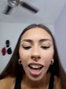 Snapshot of Jazmin-Cerezita chatting on 03/06/25, 02:19 Jazmin-Cerezita online show from 03/06/25, 02:19