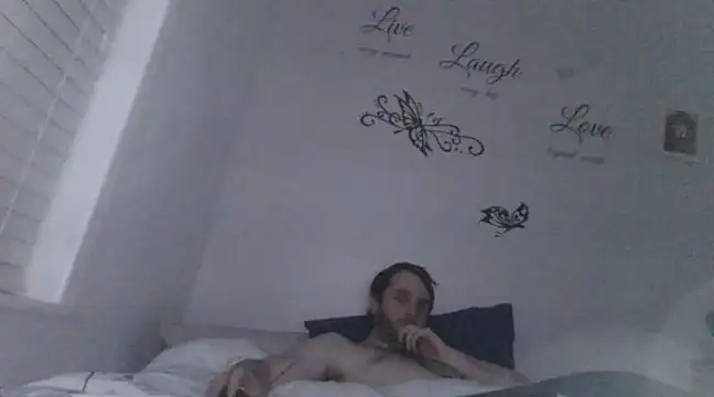 Snapshot of noxwar1155 chatting on 02/19/25, 06:54 noxwar1155 online show from 02/19/25, 06:54