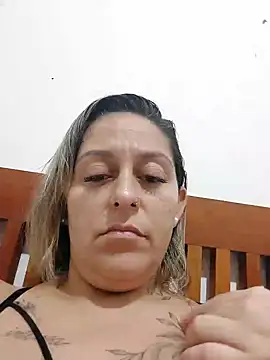 baixinhaloira online show from 12/27/24, 03:31