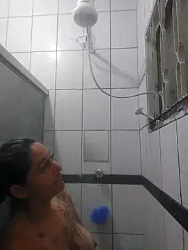 baixinhaloira online show from 11/11/25, 02:22