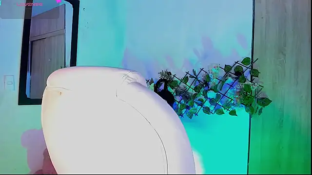 Samuel Hilton online show from 04/05/26, 08:33