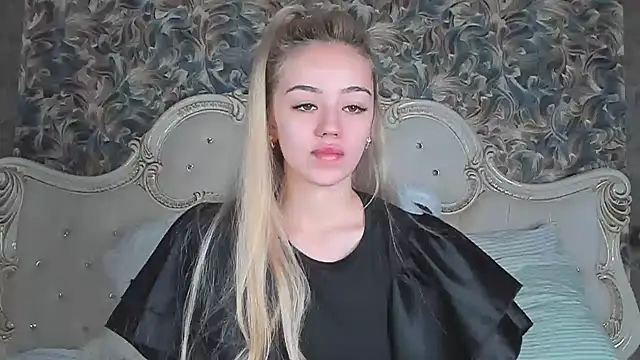 STELLA RICH online show from 01/15/25, 09:51