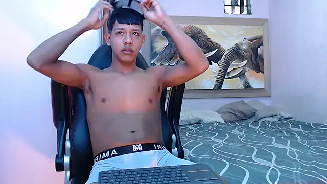 mr stiven  online show from 03/03/25, 02:58