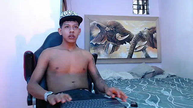 mr stiven  online show from 03/06/25, 03:35