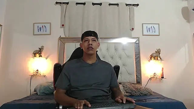 mr stiven  online show from 09/09/25, 02:44