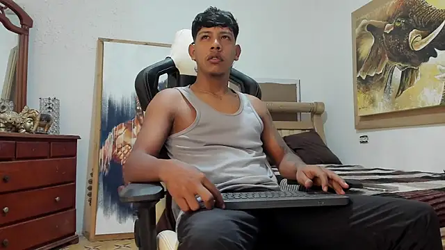 mr stiven  online show from 03/11/26, 07:53