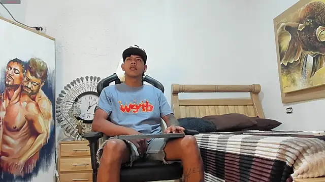 mr stiven  online show from 05/17/26, 05:20