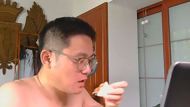 866532 online show from 07/23/26, 01:41