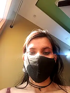 Snapshot of Aafreen_36 chatting on 02/14/25, 09:13 Aafreen 36 online show from 02/14/25, 09:13