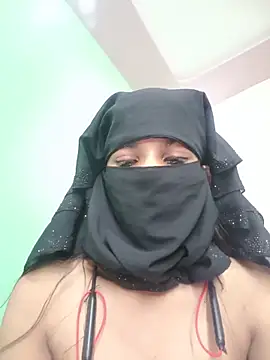 Aafreen 36 online show from 05/18/26, 02:51