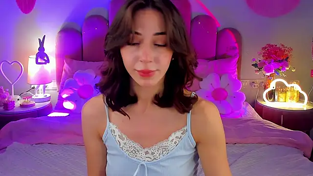 ElsaYoung online show from 11/20/25, 07:46