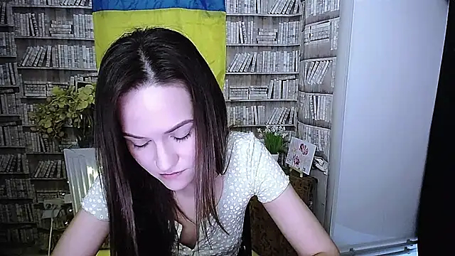 Snapshot of Lina_Star_S chatting on 11/05/25, 07:30 Lina Star S online show from 11/05/25, 07:30