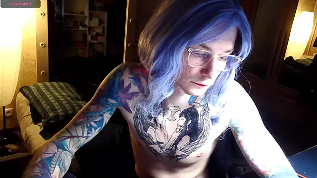 Julia dolls online show from 04/21/26, 06:44