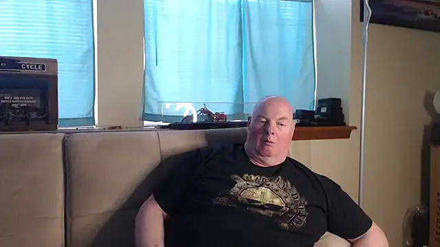 Snapshot of harley99574 chatting on 03/27/26, 06:18 harley99574 online show from 03/27/26, 06:18