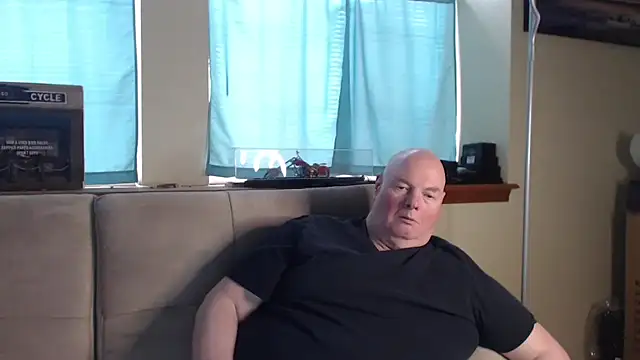 Snapshot of harley99574 chatting on 04/03/26, 02:15 harley99574 online show from 04/03/26, 02:15