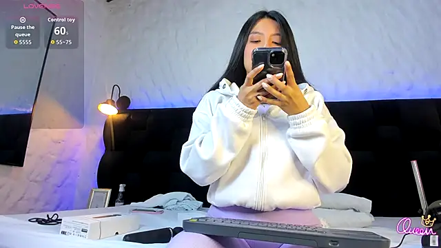 Camila  Gomez online show from 01/06/26, 12:31