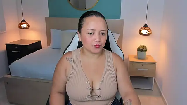 linda rios  online show from 01/08/25, 07:03