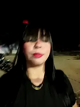 Snapshot of KathaDanger chatting on 10/10/25, 02:43 KathaDanger online show from 10/10/25, 02:43