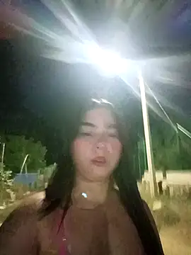 Snapshot of KathaDanger chatting on 11/19/25, 02:22 KathaDanger online show from 11/19/25, 02:22