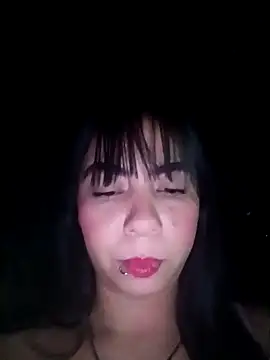 Snapshot of KathaDanger chatting on 11/22/25, 01:37 KathaDanger online show from 11/22/25, 01:37