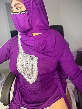 jazmin anbar online show from 04/17/26, 10:13