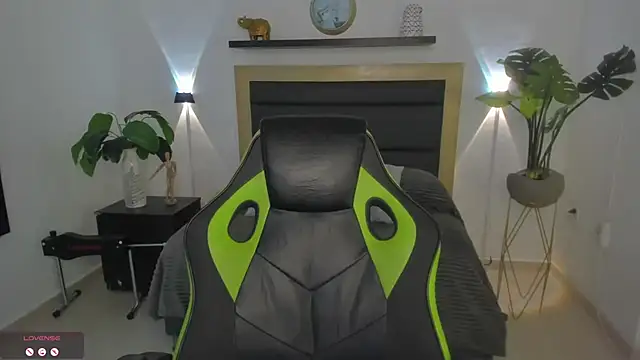 catleya 0 online show from 02/08/25, 03:30