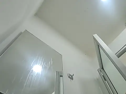 sasi luna online show from 12/19/25, 02:02