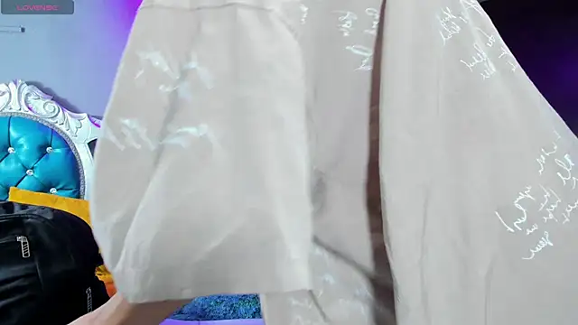 elizabeth rosa21 online show from 02/12/25, 02:45