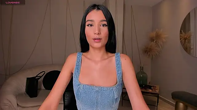 BellaCarteer  online show from 02/18/25, 11:11