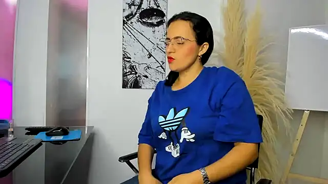 africa holmes online show from 03/20/25, 02:08