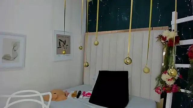 africa holmes online show from 11/30/25, 02:26