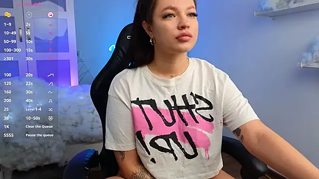 KAREN NIX online show from 12/26/24, 10:09