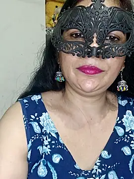 Snapshot of sexy_bhabhi69 chatting on 07/12/26, 04:53 sexy bhabhi69 online show from 07/12/26, 04:53