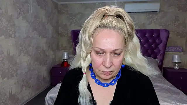 Penelope Pinky online show from 01/31/25, 01:56